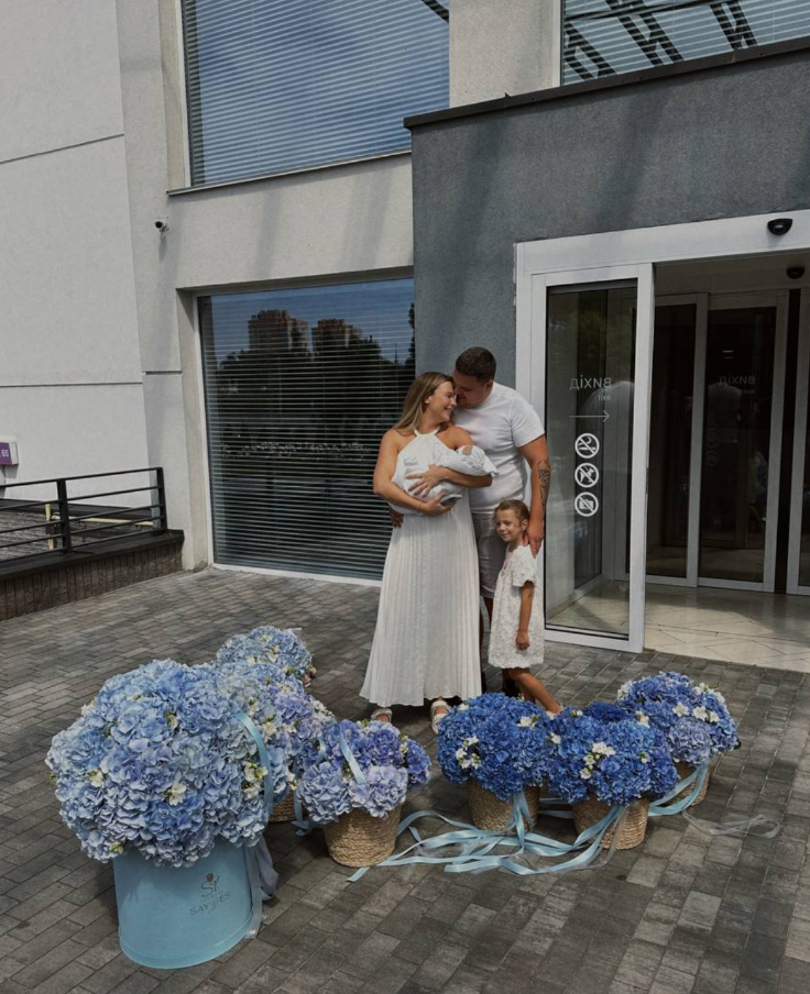 Известная блогерша раскрыла имя новорожденного сына