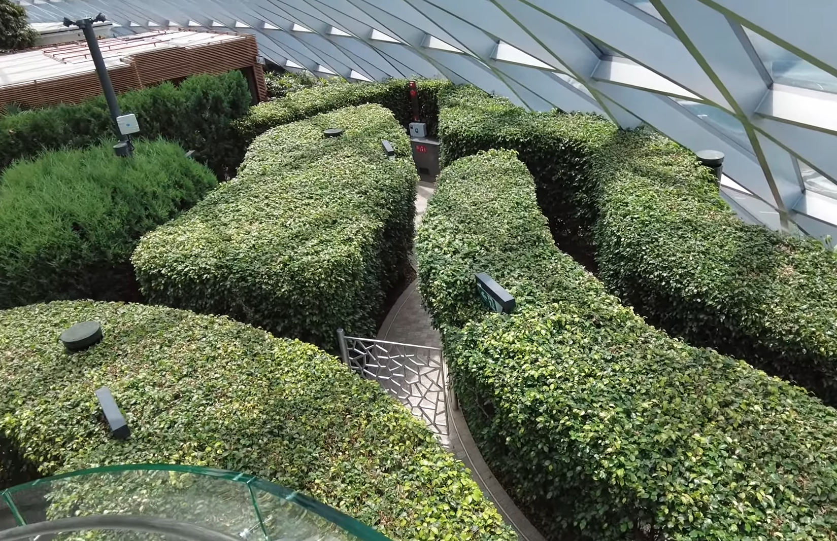 5 оригінальних розваг в аеропортах: що пропонують мандрівникам різні міста світу