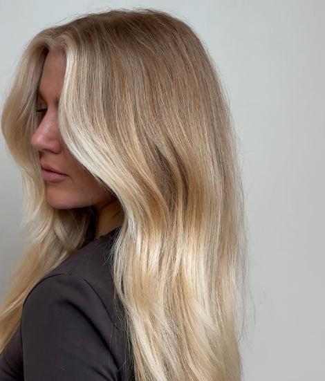 Мінус 10 років. Ці трендові зачіски зроблять вас наймоднішою й приховають вік