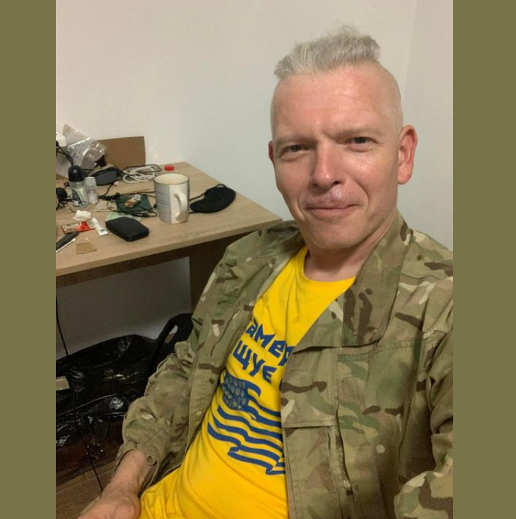 &quot;Очень любил Украину&quot;. Умер известный военный и волонтер Даниил Ковжун