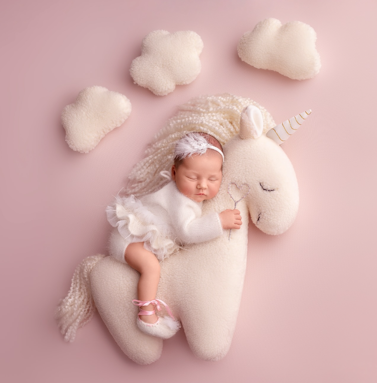 Кот и Татаринцева довели до слез кадрами с маленькой дочерью: &quot;Наш котенок&quot;