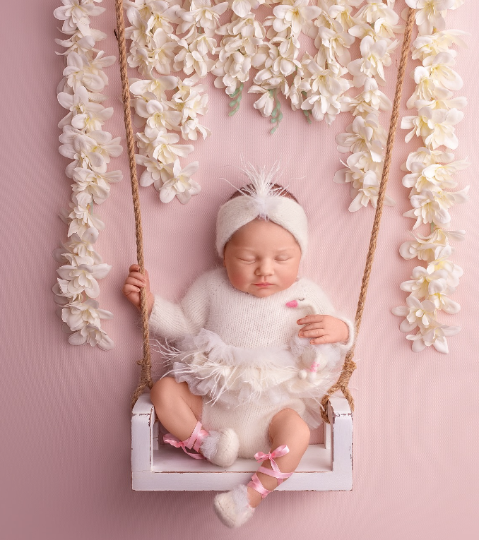 Кот и Татаринцева довели до слез кадрами с маленькой дочерью: &quot;Наш котенок&quot;