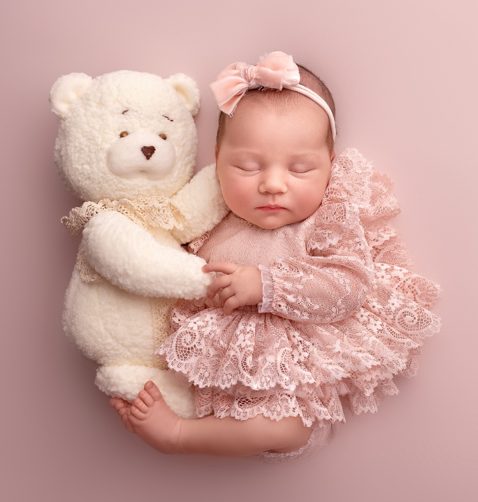 Кот и Татаринцева довели до слез кадрами с маленькой дочерью: &quot;Наш котенок&quot;