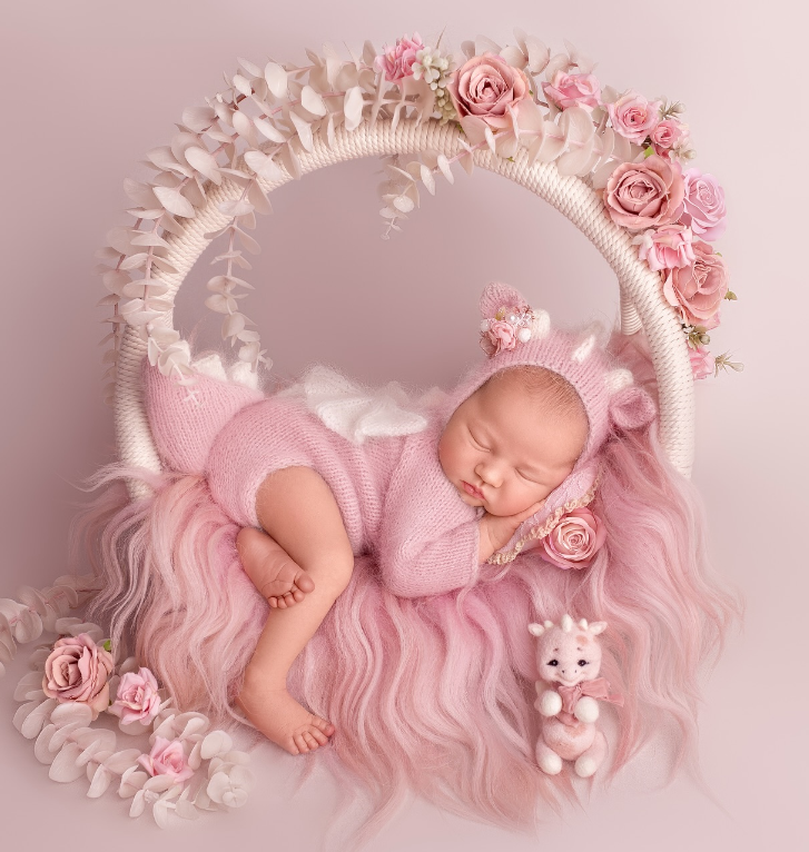 Кот и Татаринцева довели до слез кадрами с маленькой дочерью: &quot;Наш котенок&quot;