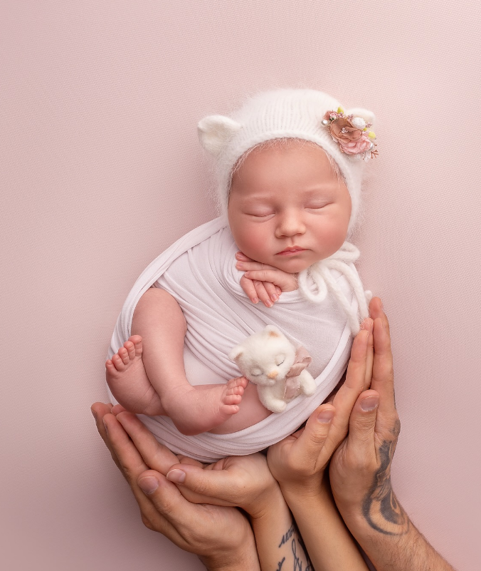 Кот и Татаринцева довели до слез кадрами с маленькой дочерью: &quot;Наш котенок&quot;