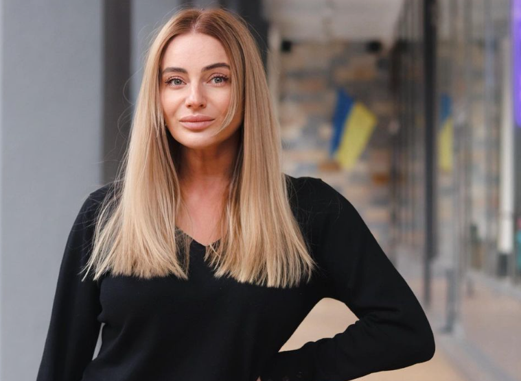 Звезда &quot;Довбуша&quot; впервые рассказал о сыновьях и красавице-жене: как выглядит избранница актера