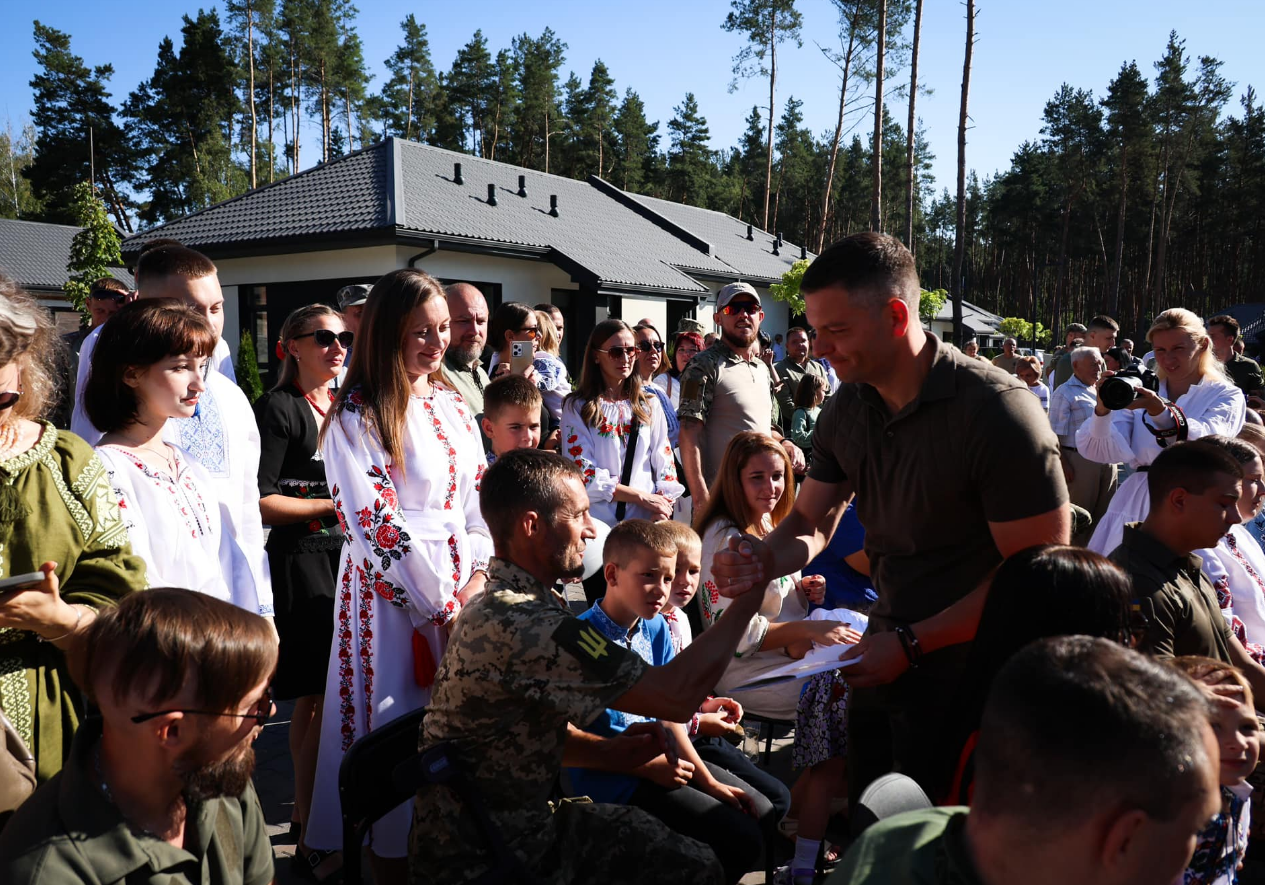 В Киевской области создали первый инклюзивный городок для ветеранов: как он выглядит (фото)