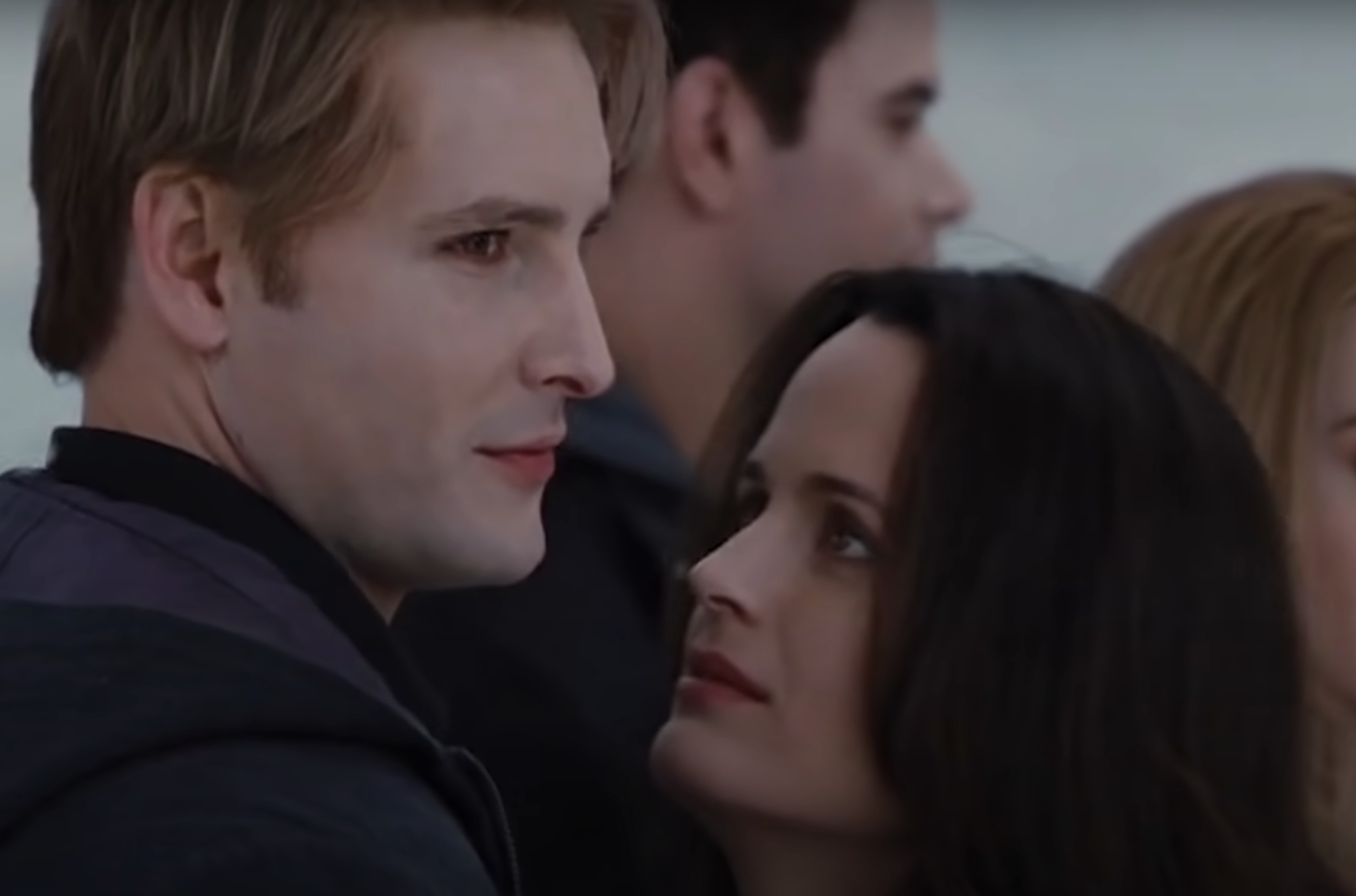 Як зараз виглядає актриса, яка зіграла Есмі Каллен у &quot;Сутінках&quot;. Не старіє, немов вампір (фото)