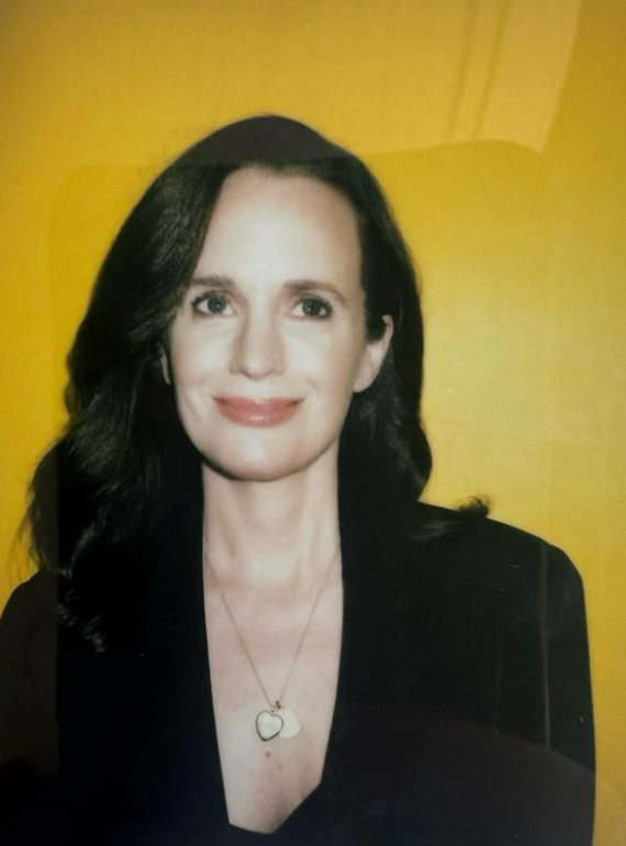 Як зараз виглядає актриса, яка зіграла Есмі Каллен у &quot;Сутінках&quot;. Не старіє, немов вампір (фото)