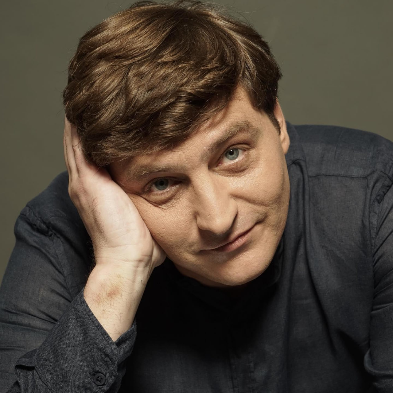 Известный актер впервые высказался о романе с молодой избранницей: "Это мое право"