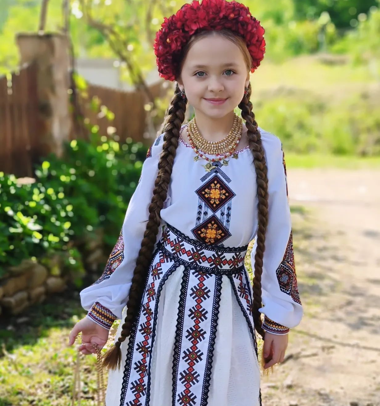 Як зараз виглядає Анастасія Димид, яка виступала на Дитячому Євробаченні 2023 з піснею "Квітка"