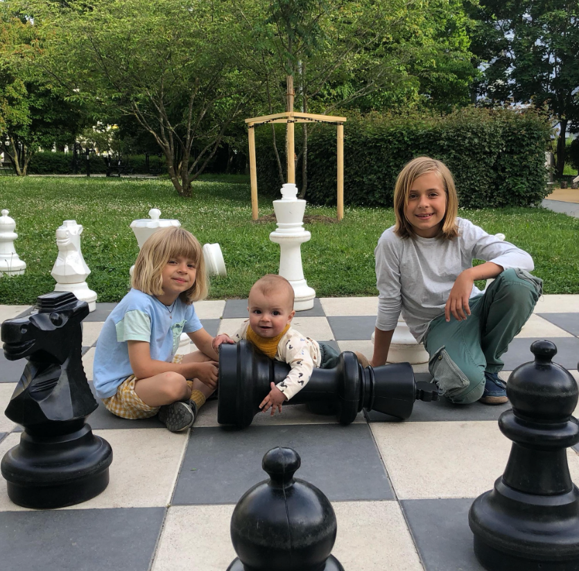 Где сейчас маленький Лео из Ирпеня, который покорил Украину своим исполнением &quot;Червоної калини&quot;