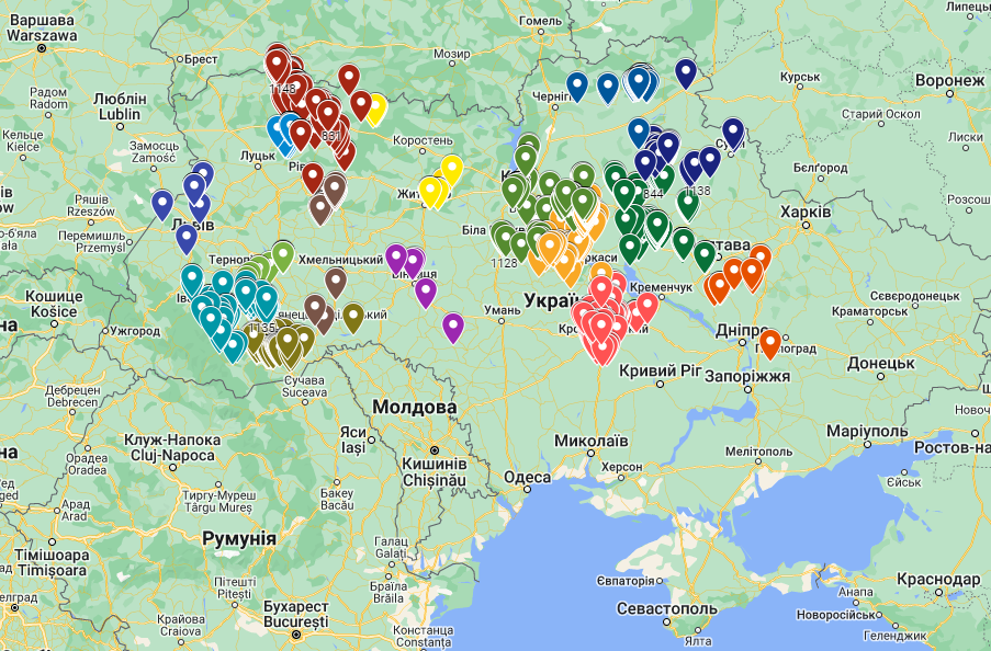 У цьому селі під Києвом зафіксовано найбільше лелек: чому птахи обрали Підгірці