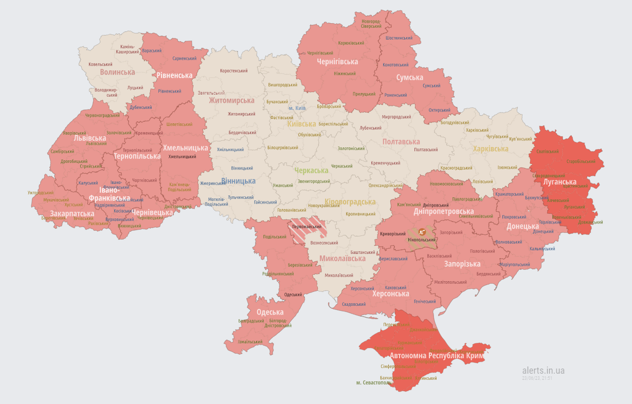 В Україні масштабна повітряна тривога. Росіяни підняли МіГ-31К