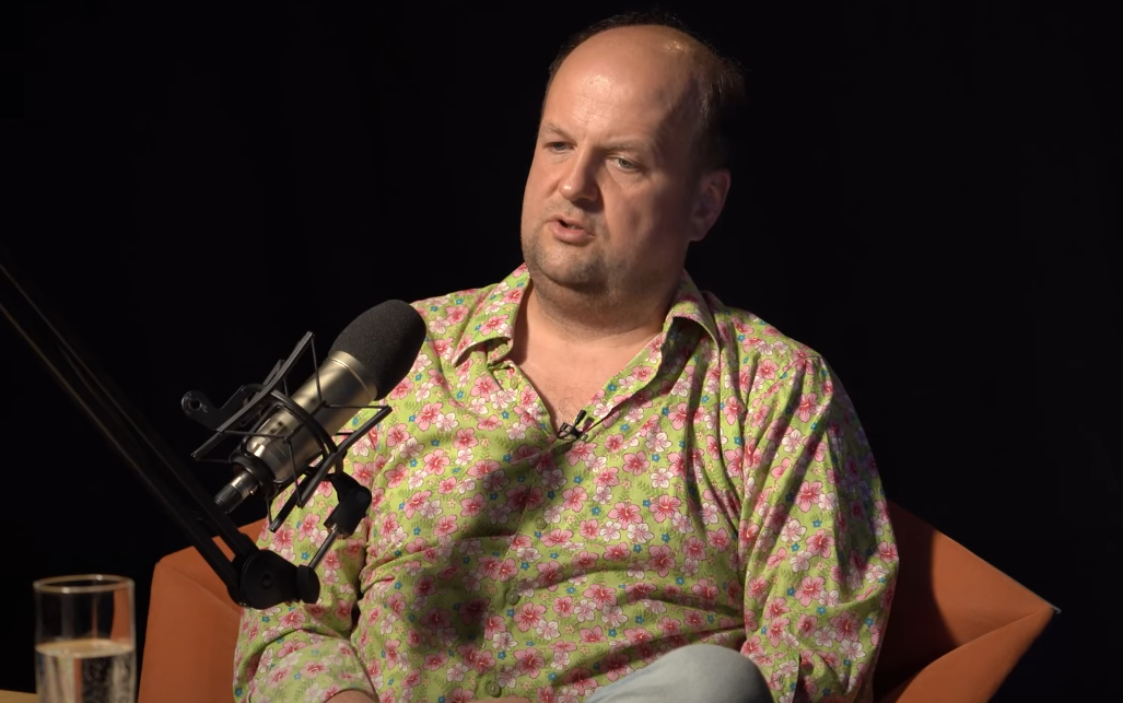 &quot;Пусть не обижаются&quot;: Виктор Бронюк прямо сказал, что думает о брони для артистов