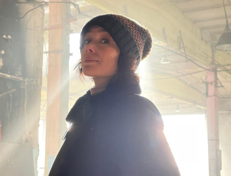 Как Трегубова, Суржиков и другие звезды сериалов выглядели 20 лет назад. Кто-то "пешком ходил под стол"