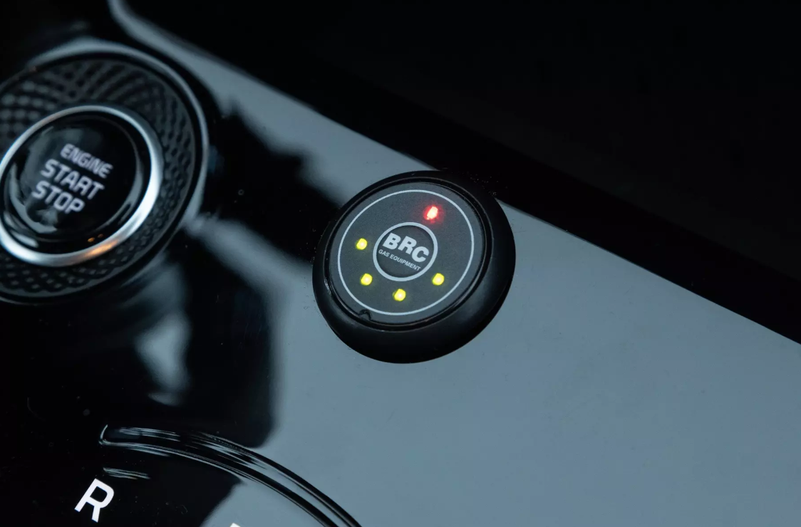 З запасом ходу понад 1600 км: новий Kia Niro навчили працювати на трьох видах &quot;палива&quot;