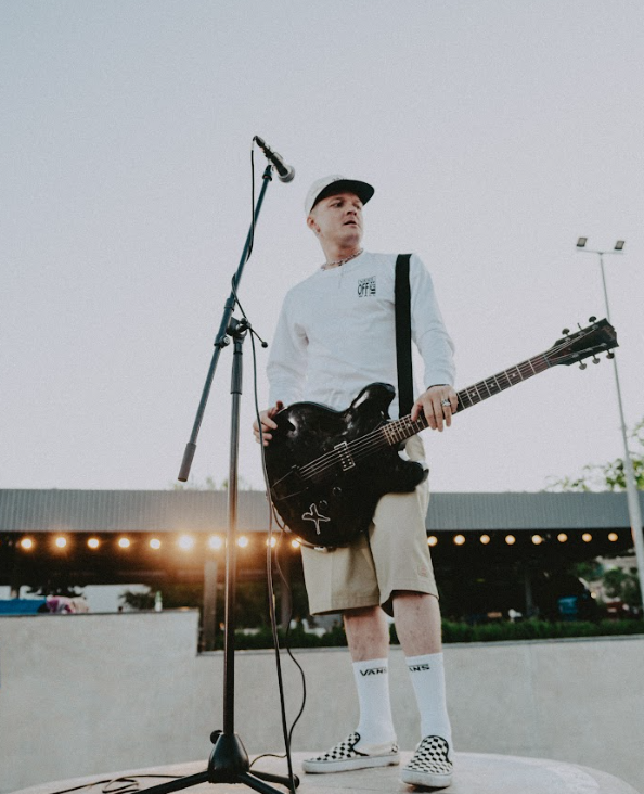 "Холостяк" Терен стал тренером "команды неудачников": о чем идет речь