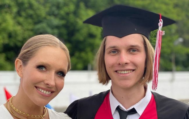 "Защищает страну на этом фронте": Катя Осадчая показала яркое фото со старшим сыном