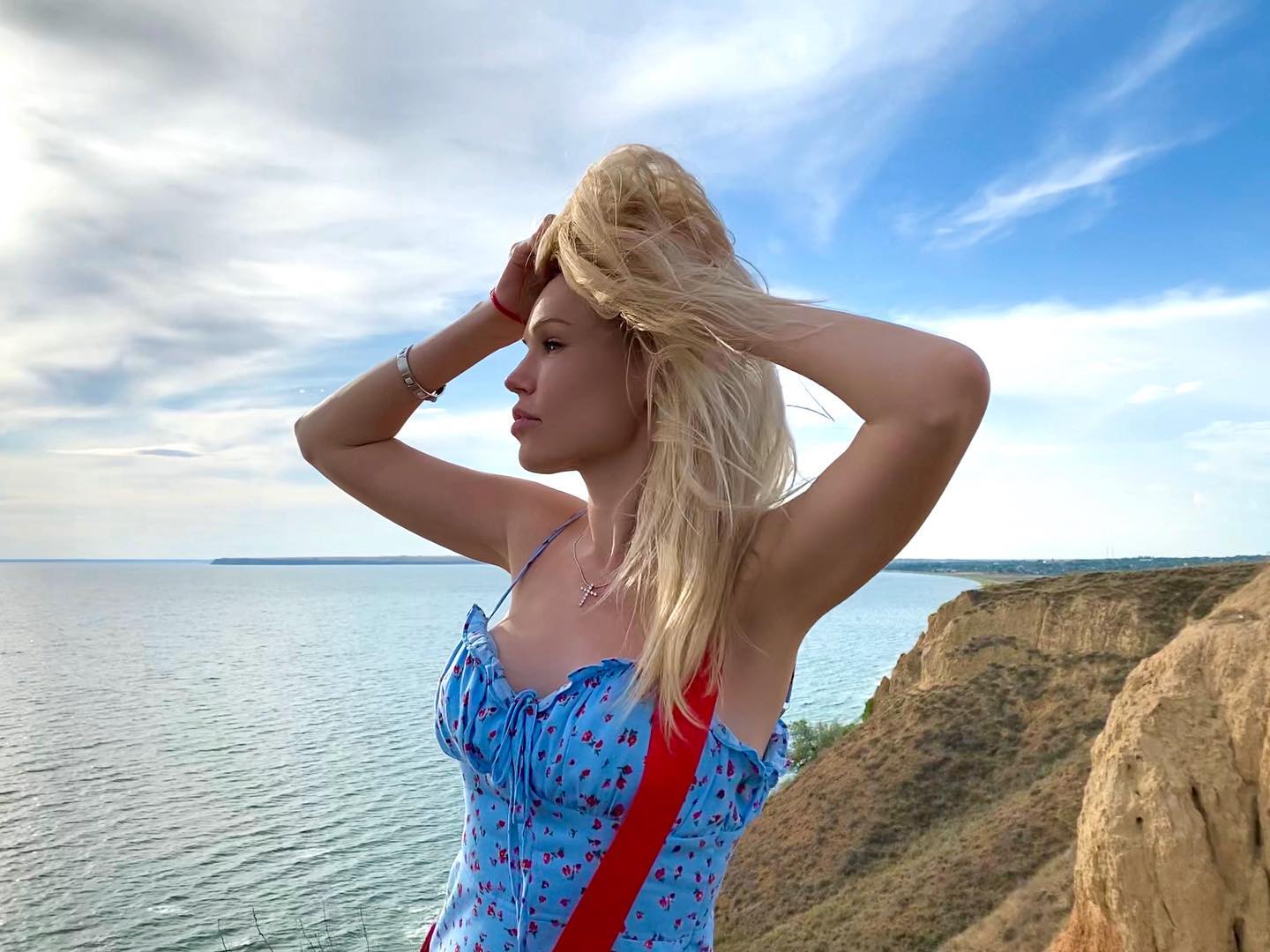 &quot;Им все мало&quot;: бывший зять Пугачевой украл песню у украинской певицы