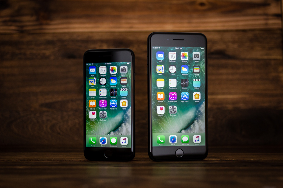 Історія iPhone: еволюція "яблучного" смартфона з 2007 року до сьогодні