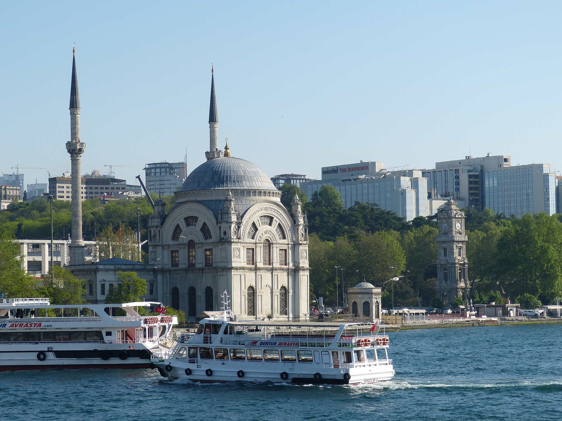 Инфляция и выборы. Почему Турция не отказывается от туристов из РФ