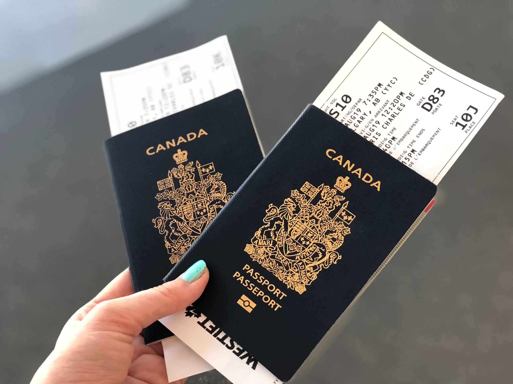 Безкоштовні авіаквитки для українців до Канади: як їх отримати