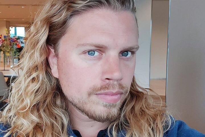 Дівчина, у якої 999 братів і сестер, закохалася. Але романтика перетворилася на справжній жах