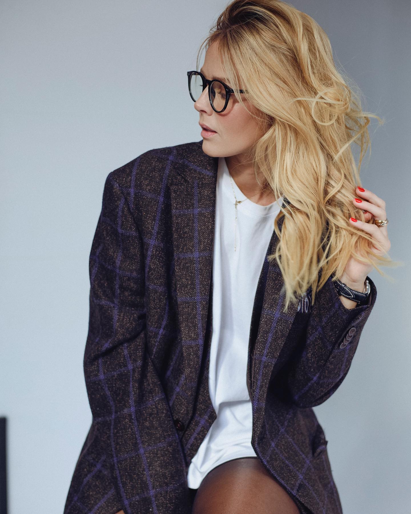 Украинская актриса показала интересный лук в новой фотосессии (фото)