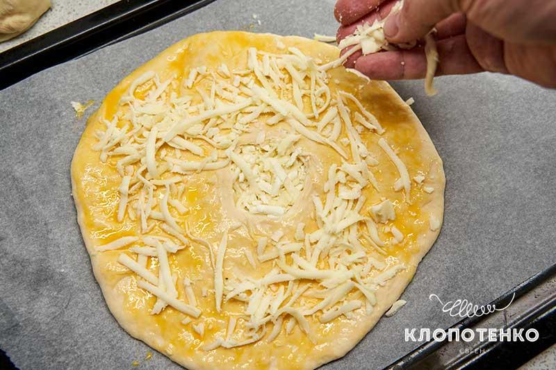 Клопотенко запропонував приготувати нестандартний хачапурі: "справжня Грузія у вас вдома!"