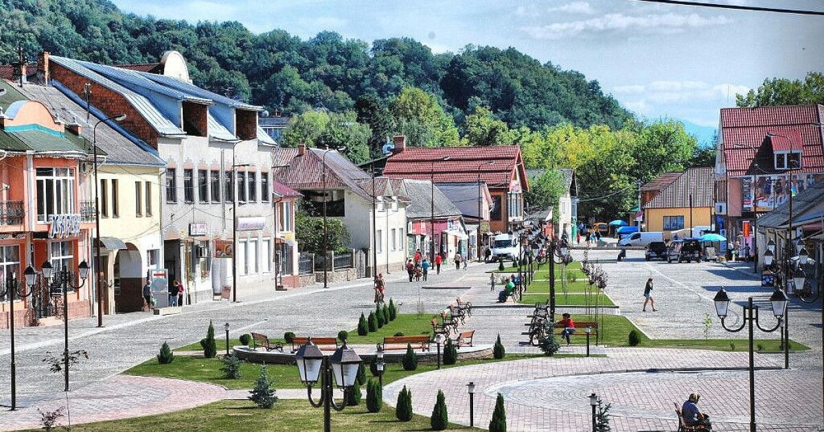 "Живіть до перемоги". Де та як українці пропонують безкоштовне житло для переселенців