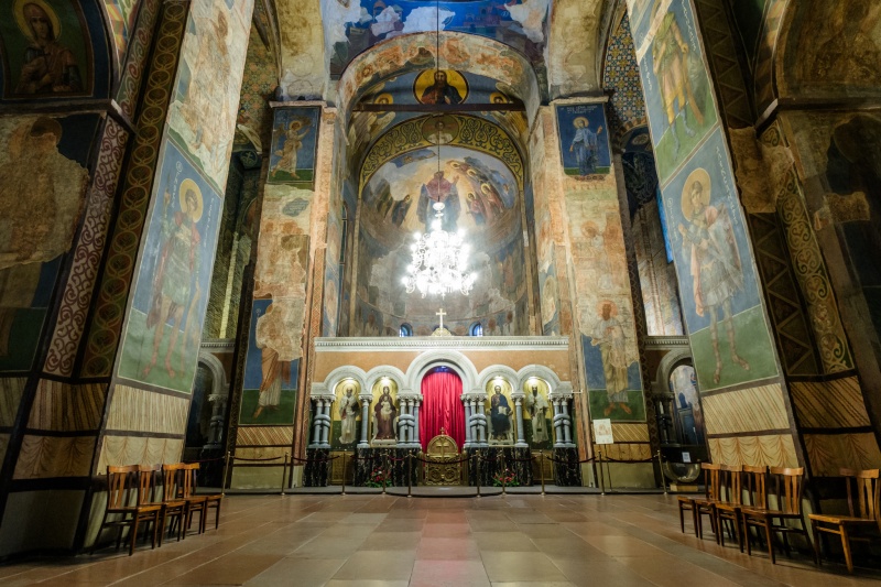 &quot;Пекло для чоловіків, рай для жінок&quot;: Що приховує Кирилівська церква в Києві