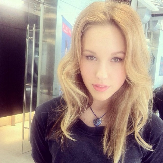 Как выглядела Даша Квиткова до замужества с Никитой Добрыниным: яркие фото