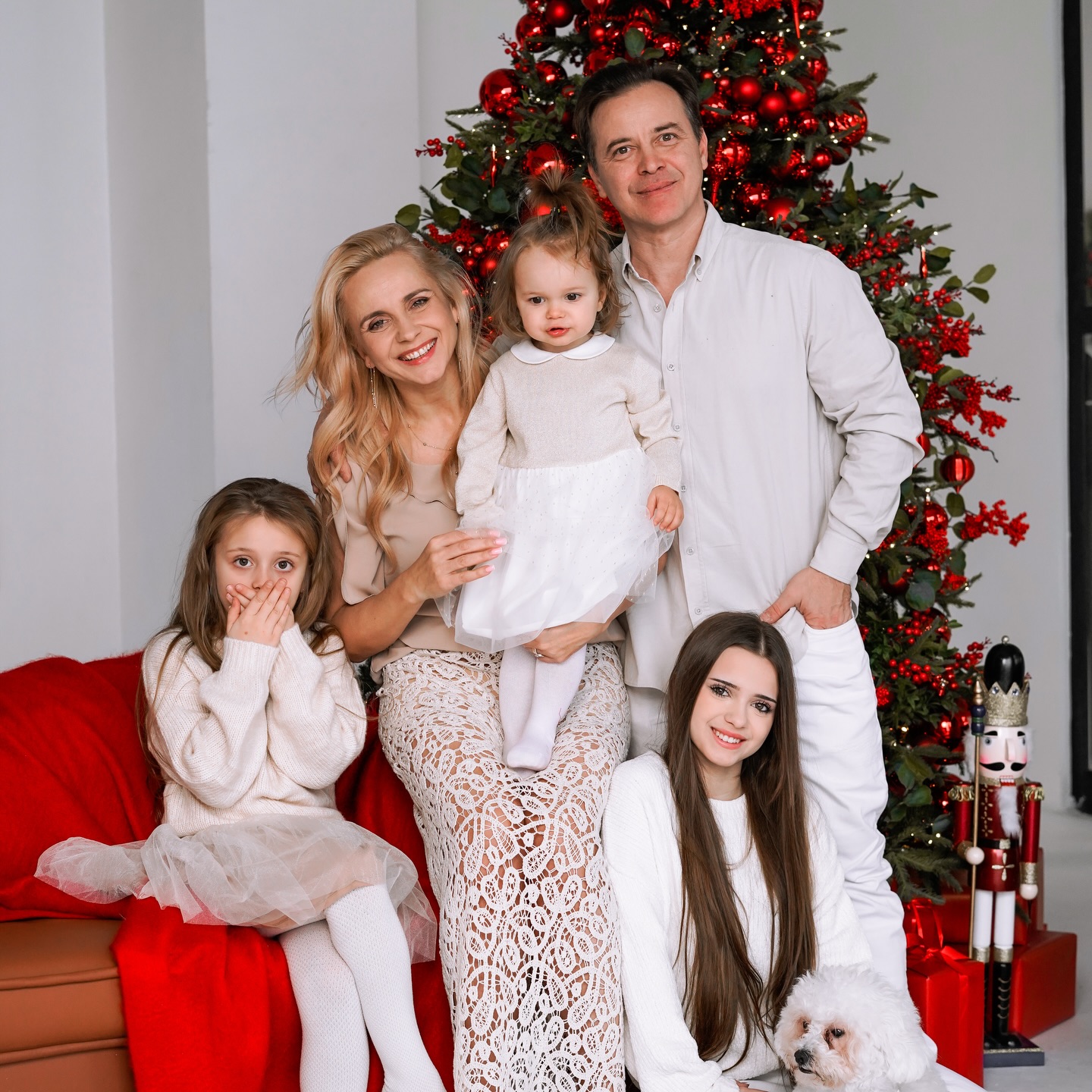 "Я живу серцем". Лілія Ребрик про втрату роботи, новий дім і виховання трьох дітей