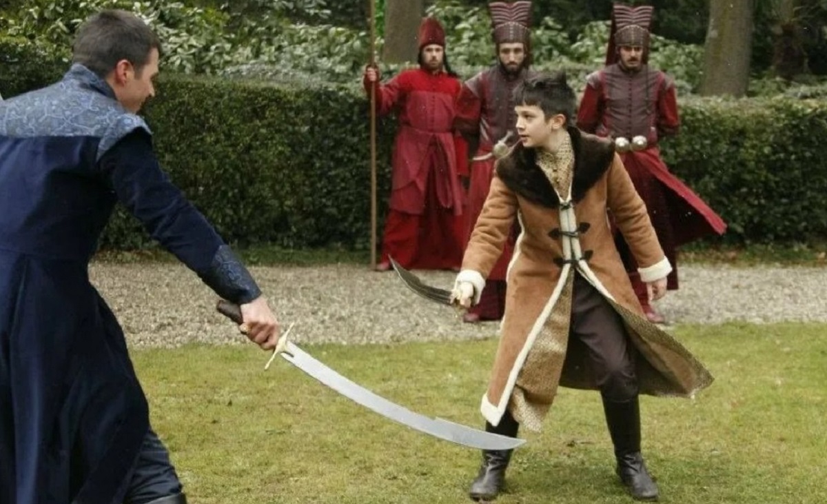 Юный Мехмет из сериала "Великолепный век": как сейчас выглядит актер (фото)