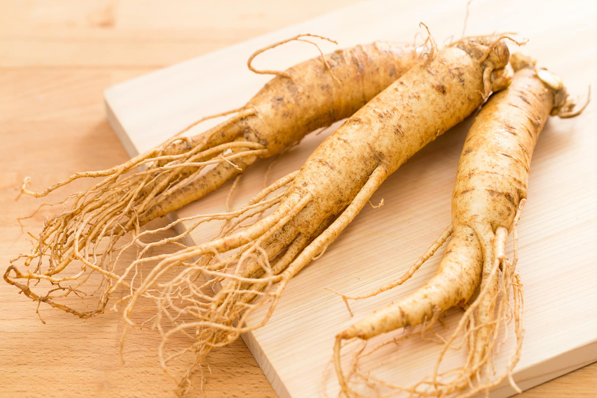 И это не розмарин. Эта мощная трава может способствовать росту волос