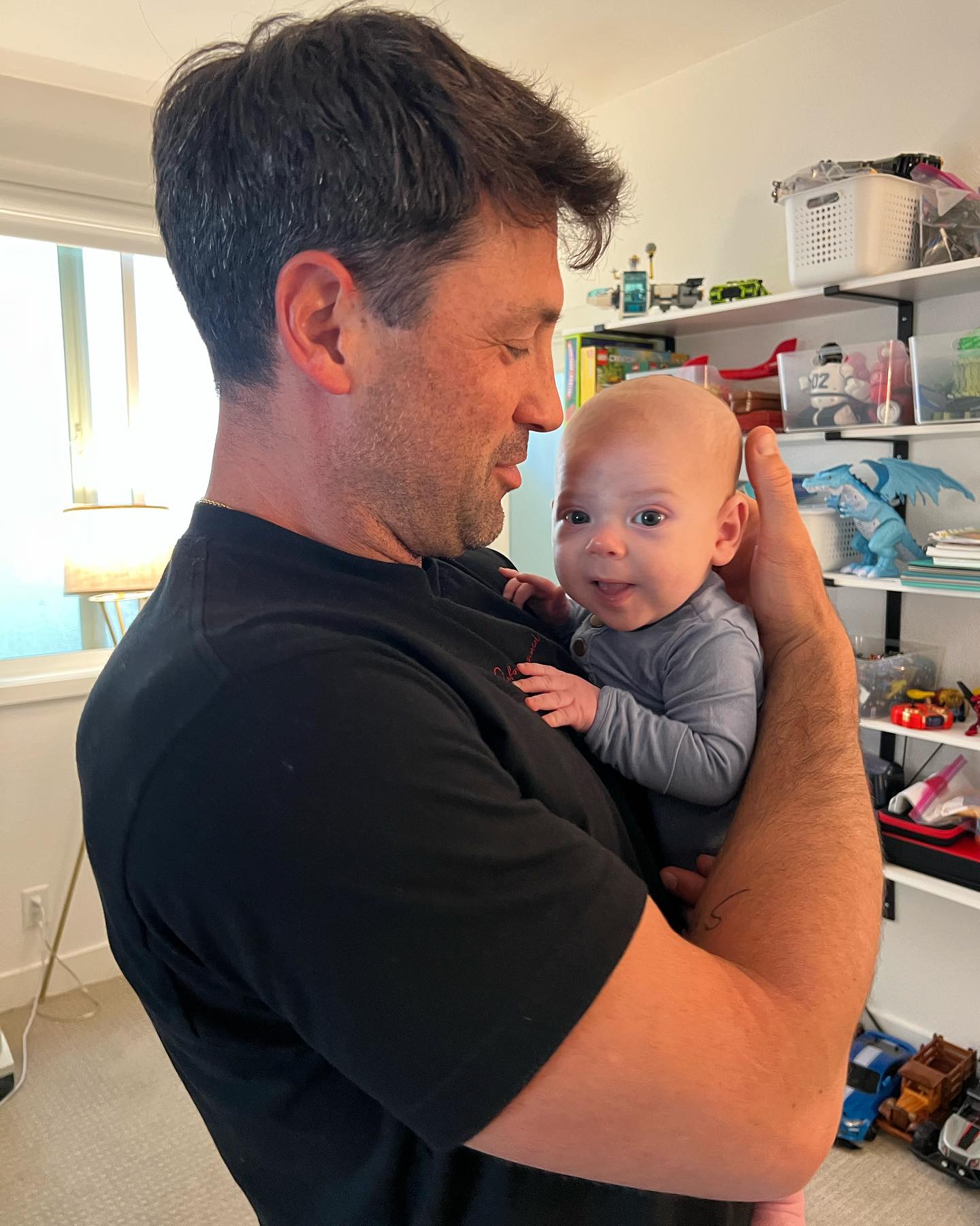 Звездный бэби-бум 2023: у Ivan NAVI родился первенец, а Тарабарова стала многодетной мамой