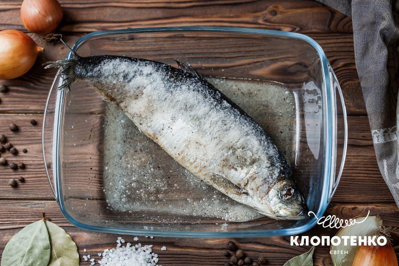Три рецепта маринада для сельди от Клопотенко: есть рыбу можно уже через сутки