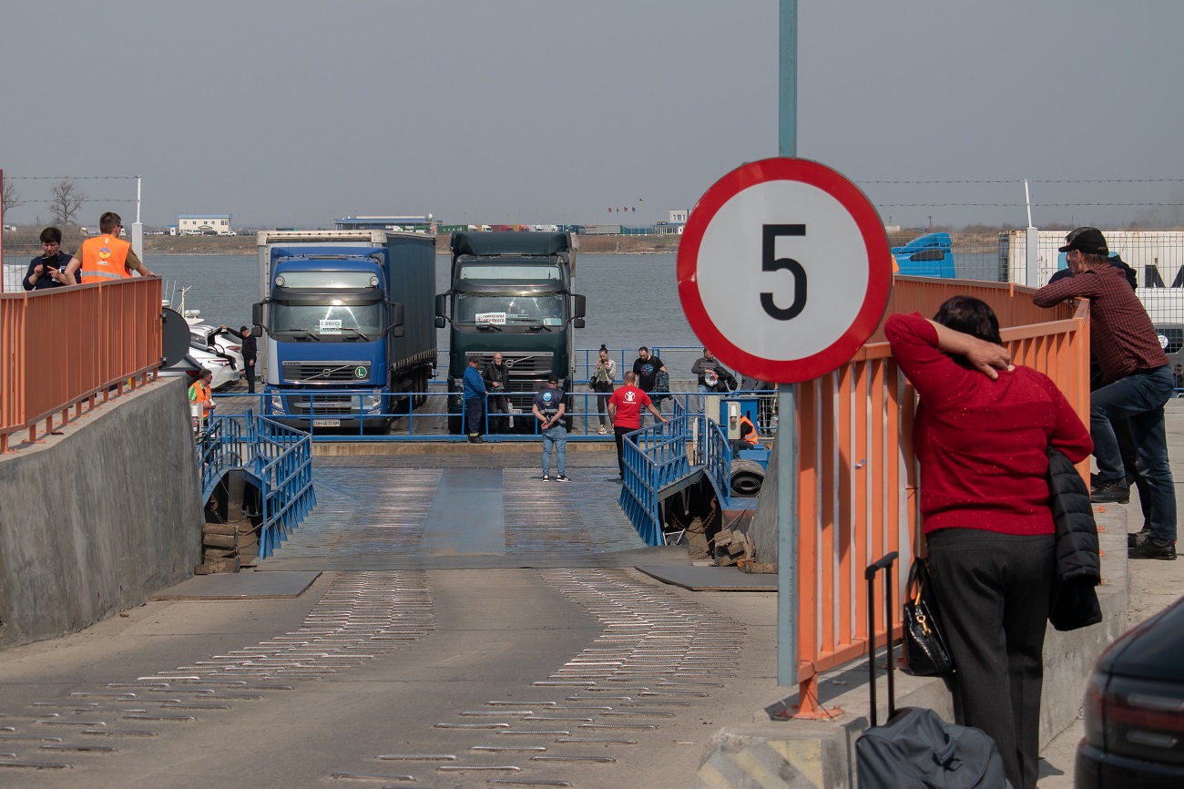 Стабільний тренд. Українці дедалі рідше їдуть до ЄС через війну