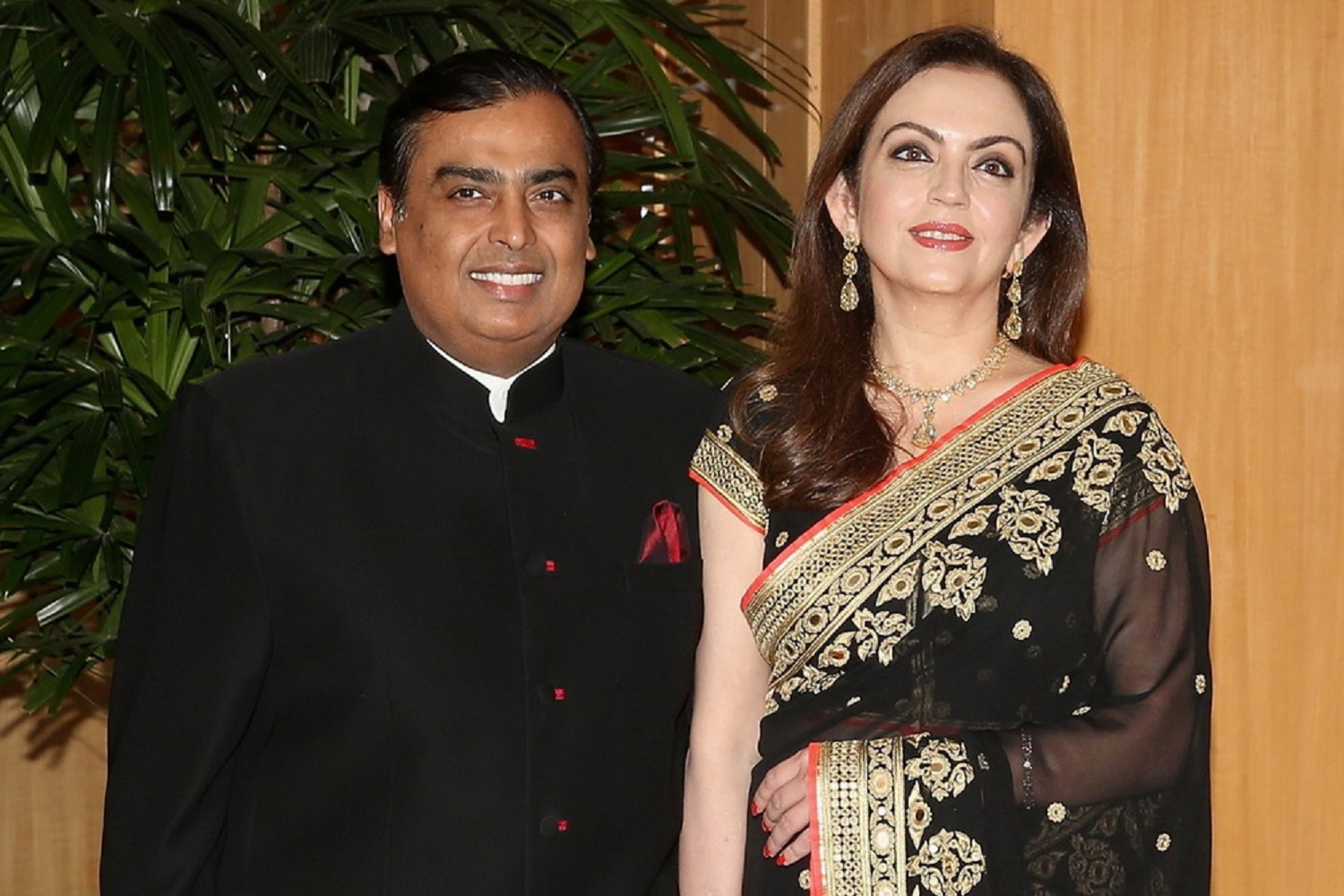 5 фантастически дорогих подарков мужчин своим любимым