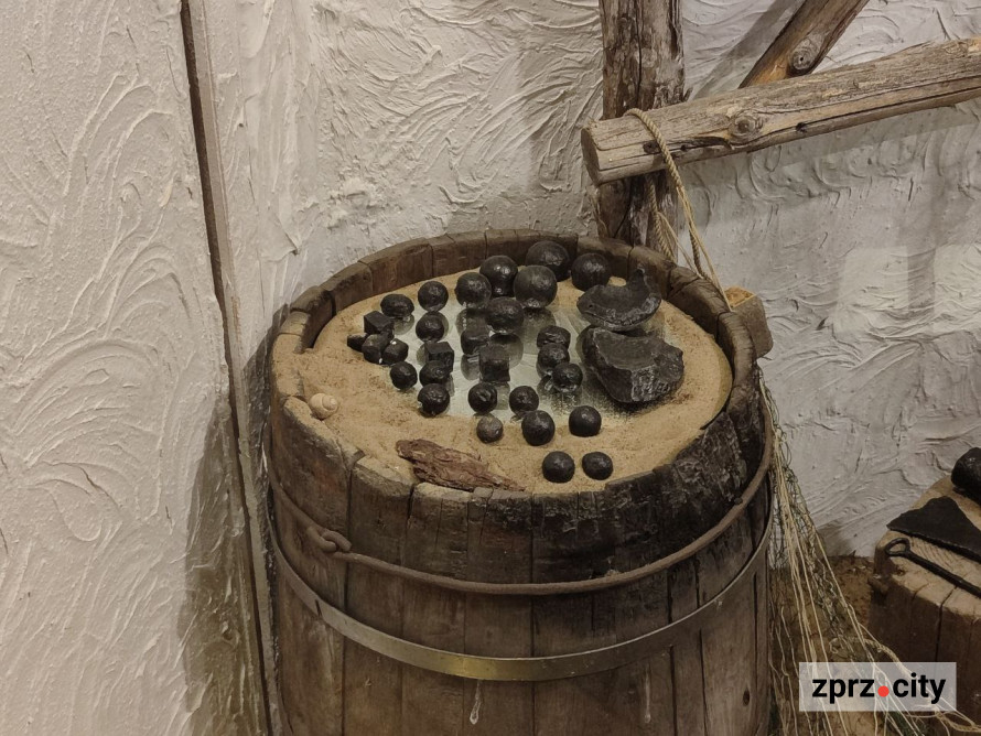 На Хортице нашли уникальное и редкое оружие козацких времен (фото)