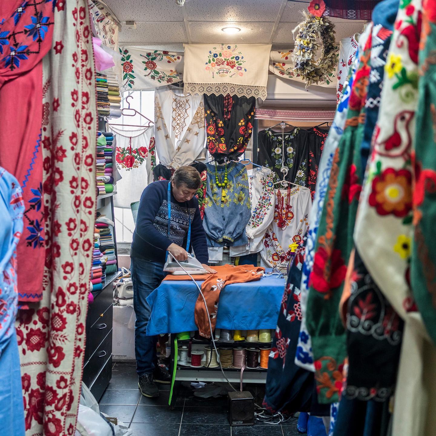 Фотопроєкт The New York Times про те, як живуть українці на тлі агресії РФ. Без скандала не обійшлося