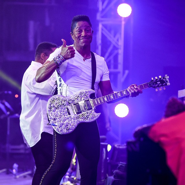 Брата Майкла Джексона звинуватили у зґвалтуванні: що відомо