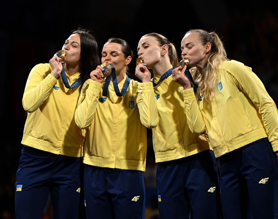 Не тільки медалі ОІ: Магучіх, Хижняк і збірна фехтувальниць отримали ще по одній нагороді