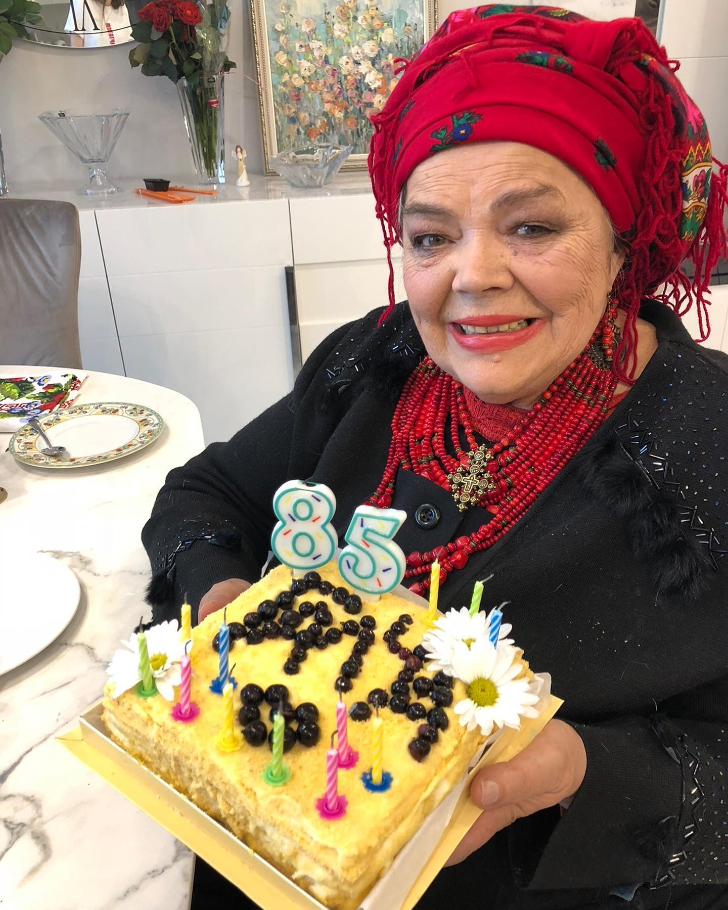 Ольга Сумская показала редкое фото с сестрой Натальей. Они уже годами не общаются