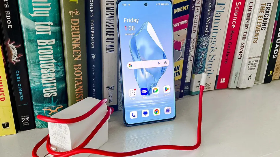 Топ-10 моделей смартфонов с рекордной автономностью батареи