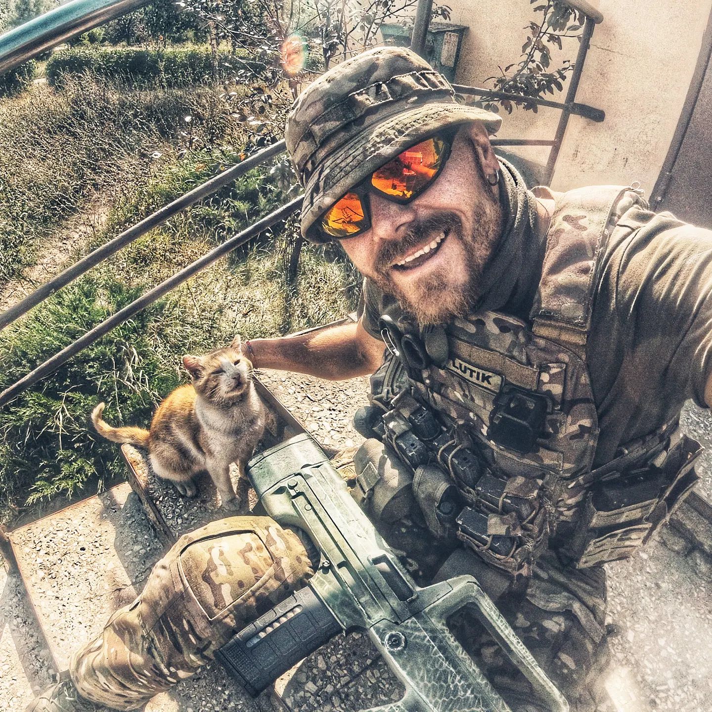 Відомий актор-захисник чесно відповів, що відчуває до росіян