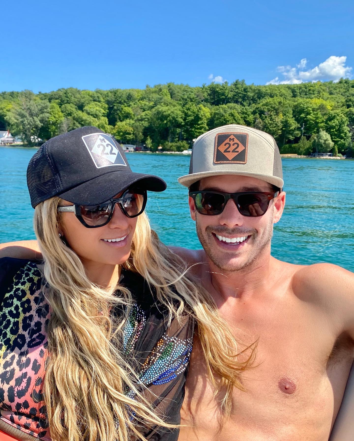 "Важке рішення". Періс Хілтон пояснила, чому її дітей народила сурогатна мати