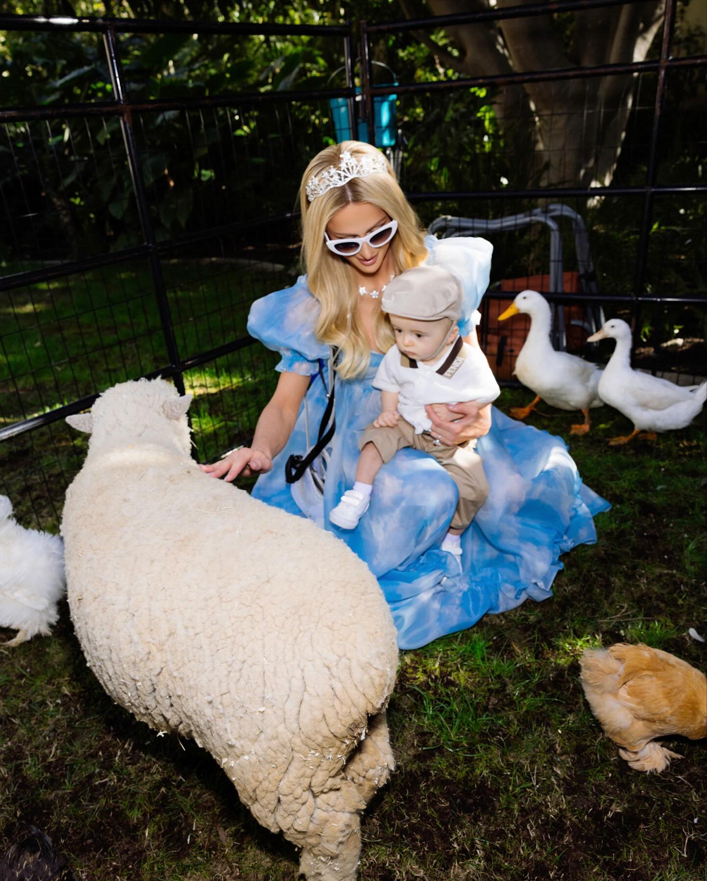 Періс Хілтон показала, як відсвяткувала перший День народження сина (фото)