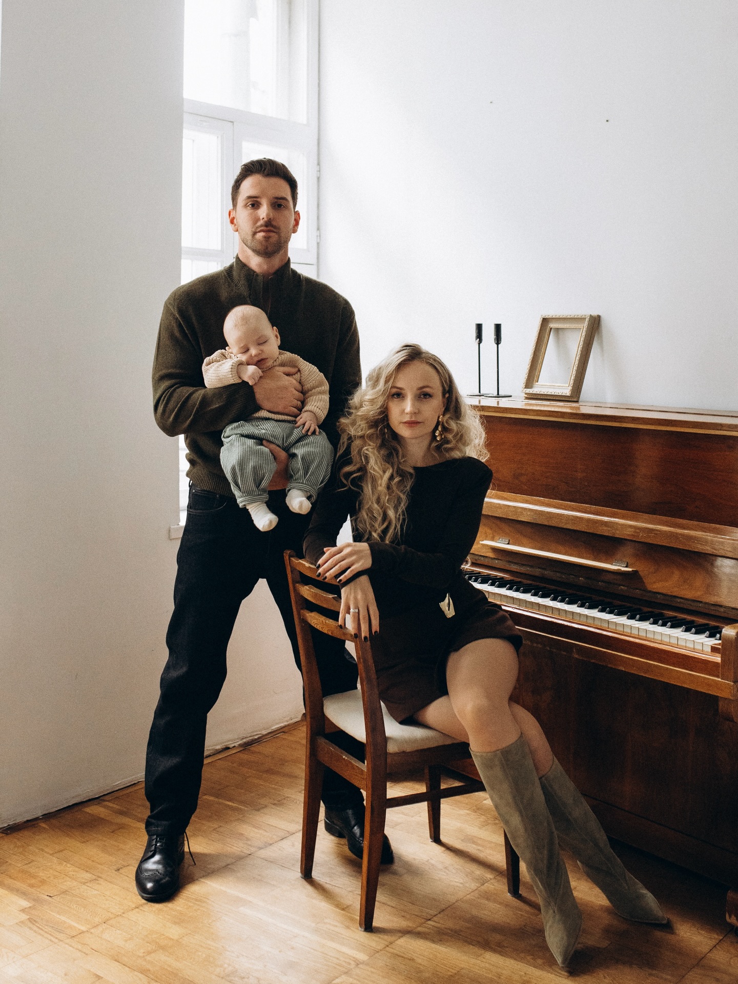 "Приємно, коли порівнюють з Цимбалюком": Павло Текучев про заробітки в кіно, батьківство та втрату мами